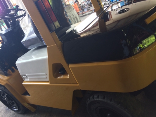 ขาย โฟรคลิฟท์ ทีซีเอ็ม  3 ตัน ดีเซล เสา 4 เมตร