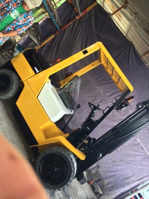 ขาย โฟรคลิฟท์ ทีซีเอ็ม  3 ตัน ดีเซล เสา 4 เมตร