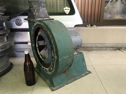 ขายมอเตอร์พัดลมโบวเวอร์ดูดฝุ่น-อากาศ Mitsubishi 1HP. 220V ไฟบ้าน สภาพดีเดิมๆ สีไม่สวย หมุนนิ่ม พร้อมใช้งาน