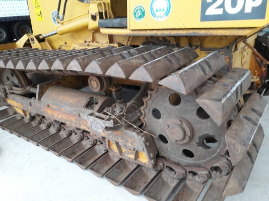 รถบ้านฝากค่ะ..KOMATSU D20P-7E สภาพดีมากๆๆ  เดิมๆๆ  เอกสารครบ ลองระบบกันได้ทุกวันจ้า..โทร 089-3818694  ดวงนภา
