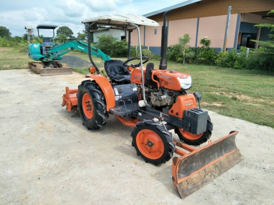 ขาย KRT140 พลัส อุปกรณ์ครบ. จัดเต็ม  ผานหน้า ผานหลัง โรตารี่ ล้อเหล็ก ราคา 115000 เล่มทะเบียนครบ สนใจ084-5486359 สุชาติ