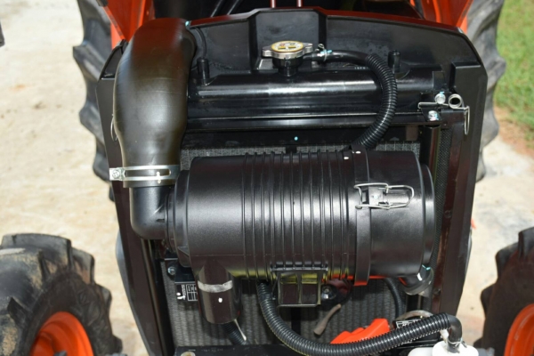 ขาย L3608SP รถปี 59 ใช้งาน 389 ชั่วโมง ทุกอย่างเดิมสีเดิมจากโรงงานสภาพ 98\% ส่ำรถใหม่ ผานหน้า หลัง