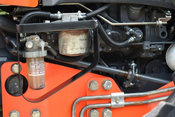 ขาย L3608SP รถปี 59 ใช้งาน 389 ชั่วโมง ทุกอย่างเดิมสีเดิมจากโรงงานสภาพ 98\% ส่ำรถใหม่ ผานหน้า หลัง