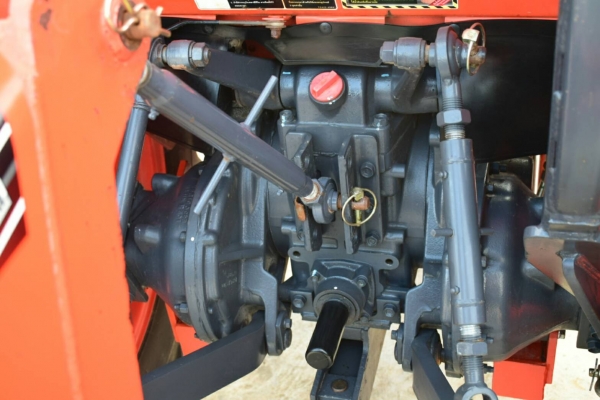 ขาย L4708SP รถปี 57  รถใช้งาน 741 ชั่วโมง รถสวยพร้อมใช้งานซื้อไปไม่ผิดหวัง การันตีคุณภาพ ราคา 448000 ผานหน้าใหม่+ผานหลัง สนใจ 084-5486359 สุชาติ