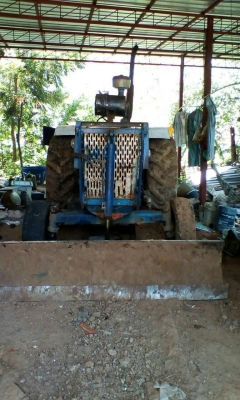 ขาย 195,000 รถไถ FORD 6600 เพลาเดียว เครืี่อง 5500 T 1 ใท้าย 6600 เครื่องดี เกียร์แรง ระบบไฮดอร์ดีหางไม่ตก รถพร้อมใช้ รถอยู่ ขอนแก่น 090-772-3710 090-772-3708