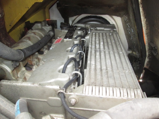 เบรคดาวน์ TANDAM ROLLER 8 ตัน ยี่ห้อ DYNAPAC รุ่น CC232 ซีเรียล 61910633 ปี 2000 ชั่วโมงทำงาน 4450 ชั่วโมง