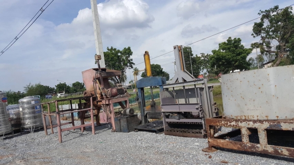 เครื่อง สลัด สแตนเลส กว้าง 1.8 เมตร มอเตอร์ 30 แรง