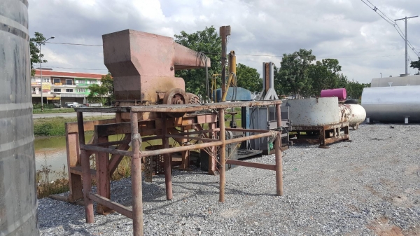 เครื่อง สลัด สแตนเลส กว้าง 1.8 เมตร มอเตอร์ 30 แรง