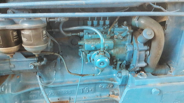 Ford6600 T5 ปั้มเหลี่ยมไอดีกลม หาง7ใบดันCMT ไม่มีเล่มนะครับพี้น้อง