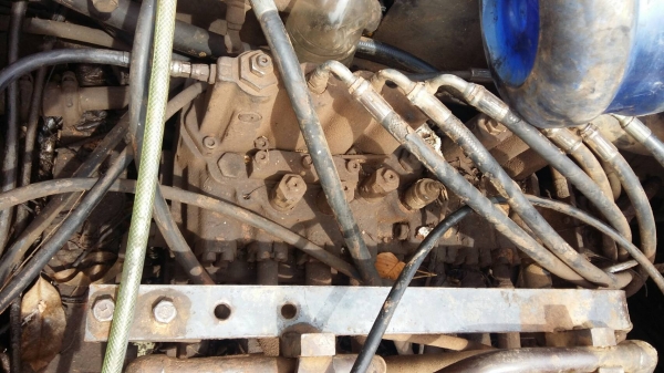 ขาย HITACHI EX200-2 สภาพ ตามรูปเลย