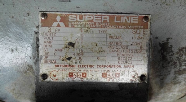 ** SOLD ** เหลือ 1 ตัว ** มอเตอร์ Mitsubishi 3 HP 220V สภาพสวยเดิมๆพร้อมใช้ ** SOLD ** เหลือ 1 ตัว ** มอเตอร์ Mitsubishi 3 HP 220V สภาพสวยเดิมๆพร้อมใช้