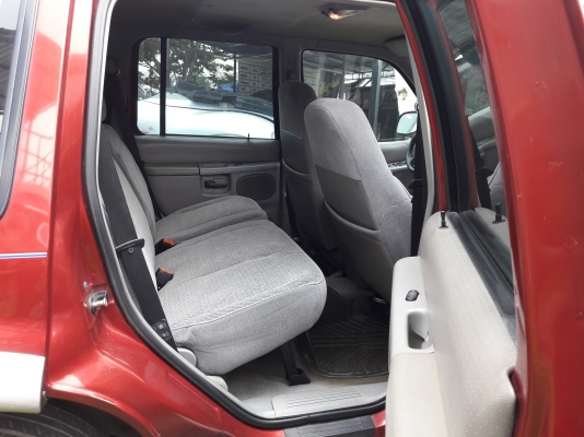 ขายฟอร์ดเอ็กพรอเลอร์สเปคอเมริกาซ้ายแท้ ขายฟอร์ดเอ็กพรอเลอร์สเปคอเมริกาซ้ายแท้