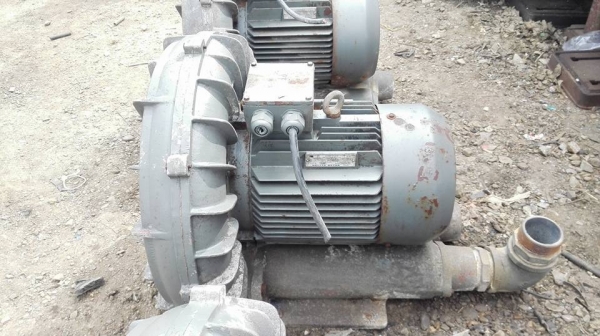 ** SOLD ** ริงโบวเวอร์ MULLER 7.5 HP 380V สภาพเดิมๆพร้อมใช้งาน