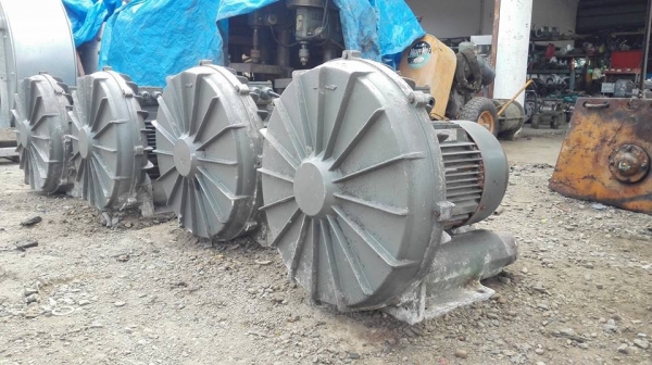 ** SOLD ** ริงโบวเวอร์ MULLER 7.5 HP 380V สภาพเดิมๆพร้อมใช้งาน