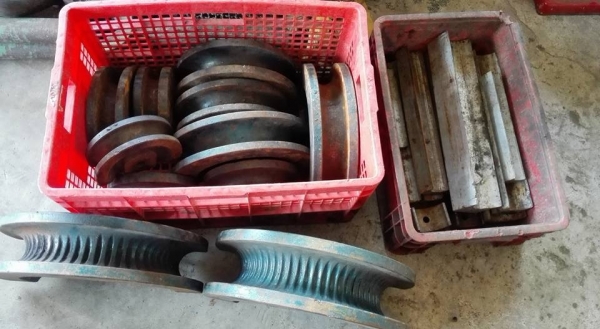 ** SOLD ** เครื่องดัดท่อแป้ปไฟฟ้า STB-3 ขนาด 3/4"- 3" อุปกรณ์มาครบจัดเต็ม 11 ชุด สภาพสวยพร้อมใช้ ** SOLD ** เครื่องดัดท่อแป้ปไฟฟ้า STB-3 ขนาด 3/4"- 3" อุปกรณ์มาครบจัดเต็ม 11 ชุด สภาพสวยพร้อมใช้