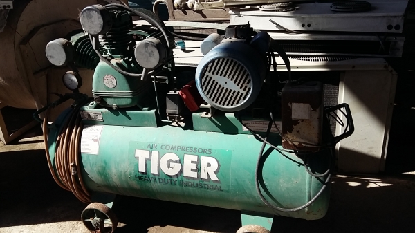 ขาย ปั้มลมมือสอง ไทเกอร์ tiger tg-35 ไฟ 220v สภาพดีใช้งานได้
