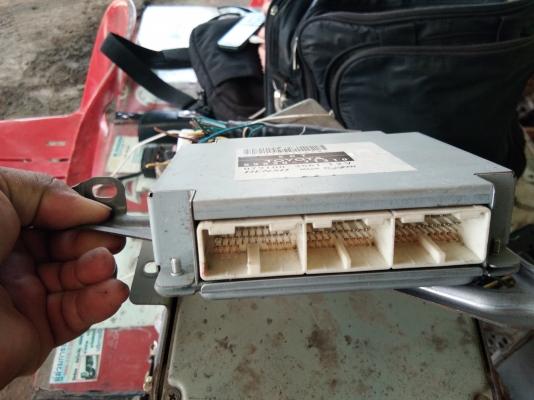 กล่องเกียร์ กล่องแอรแบค วีโก้