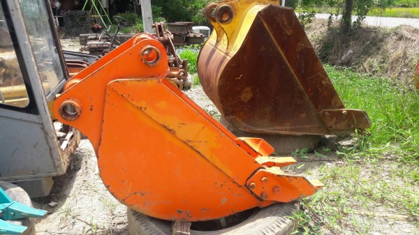 ขายบุ้งกี๋ ตัวหนีปไม้ ตัวต่ออาร์มรถขุด มีหลายแบบ หลายขนาอให้เลือก สนใจสอบถามได้ 089-2619445 ขายบุ้งกี๋ ตัวหนีปไม้ ตัวต่ออาร์มรถขุด มีหลายแบบ หลายขนาอให้เลือก สนใจสอบถามได้ 089-2619445