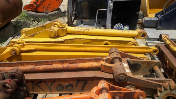 ขายบุ้งกี๋ ตัวหนีปไม้ ตัวต่ออาร์มรถขุด มีหลายแบบ หลายขนาอให้เลือก สนใจสอบถามได้ 089-2619445 ขายบุ้งกี๋ ตัวหนีปไม้ ตัวต่ออาร์มรถขุด มีหลายแบบ หลายขนาอให้เลือก สนใจสอบถามได้ 089-2619445