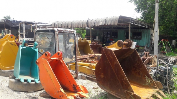 ขายบุ้งกี๋ ตัวหนีปไม้ ตัวต่ออาร์มรถขุด มีหลายแบบ หลายขนาอให้เลือก สนใจสอบถามได้ 089-2619445 ขายบุ้งกี๋ ตัวหนีปไม้ ตัวต่ออาร์มรถขุด มีหลายแบบ หลายขนาอให้เลือก สนใจสอบถามได้ 089-2619445