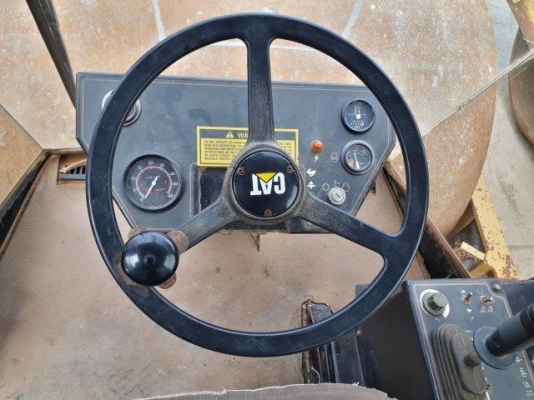 รถบด 10 ตัน สั่นสะเทือน CAT CS563C # 4LN00572  มือสองญี่ปุ่น