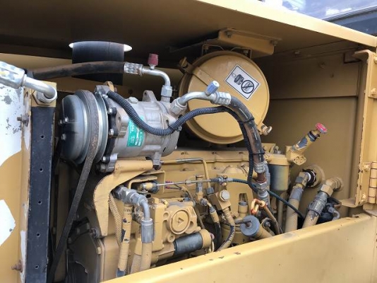 รถบด 10 ตัน สั่นสะเทือน CAT CS563C # 4LN00572  มือสองญี่ปุ่น