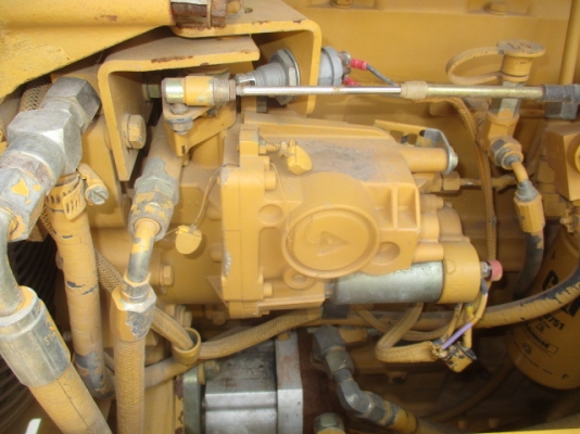 รถบด 10 ตัน สั่นสะเทือน CAT CS563C # 4LN00572  มือสองญี่ปุ่น