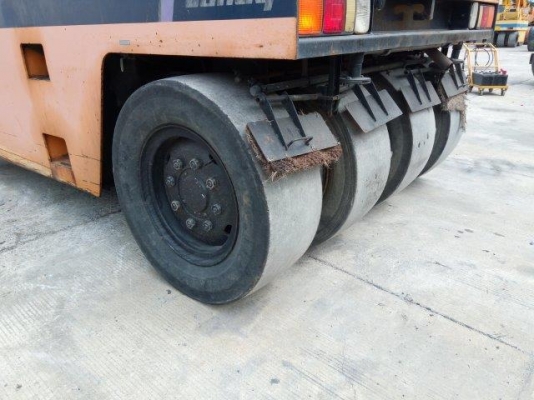 รถบด 10 ตัน สั่นสะเทือน CAT CS563C # 4LN00572  มือสองญี่ปุ่น