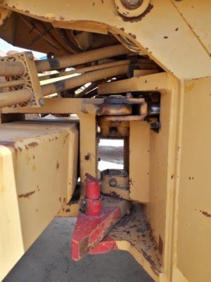 รถบด 10 ตัน สั่นสะเทือน CAT CS563C # 4LN00572  มือสองญี่ปุ่น