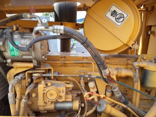 รถบด 10 ตัน สั่นสะเทือน CAT CS563C # 4LN00572  มือสองญี่ปุ่น