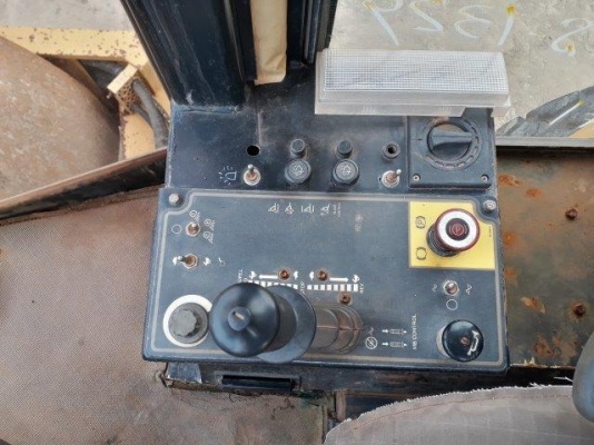 รถบด 10 ตัน สั่นสะเทือน CAT CS563C # 4LN00572  มือสองญี่ปุ่น