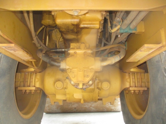 รถบด 10 ตัน สั่นสะเทือน CAT CS563C # 4LN00572  มือสองญี่ปุ่น