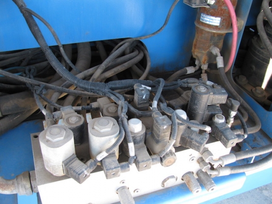 รถขุด 2 ตัน KOBELCO SK20SR-3 มีลายแย็ก มือสองญี่ปุ่น