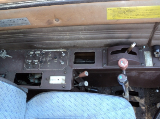 รถขุด 2 ตัน KOBELCO SK20SR-3 มีลายแย็ก มือสองญี่ปุ่น