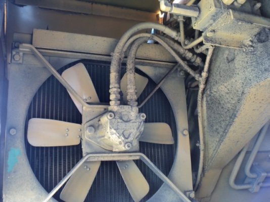 รถขุด 2 ตัน KOBELCO SK20SR-3 มีลายแย็ก มือสองญี่ปุ่น