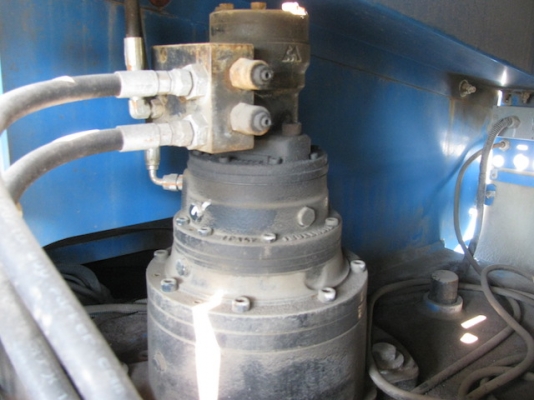 รถขุด 2 ตัน KOBELCO SK20SR-3 มีลายแย็ก มือสองญี่ปุ่น