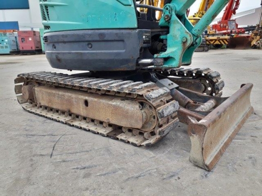 รถขุด 2 ตัน KOBELCO SK20SR-3 มีลายแย็ก มือสองญี่ปุ่น