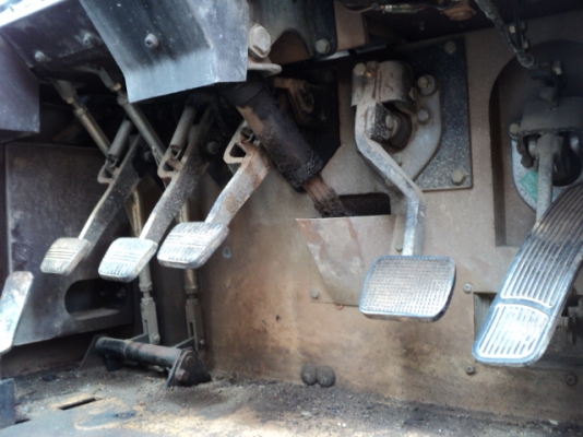 รถขุด 2 ตัน KOBELCO SK20SR-3 มีลายแย็ก มือสองญี่ปุ่น