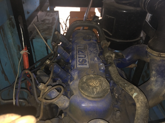 ขายเครื่องปั่นไฟใช้งานปกติมีกาวานามีavr 0854997911