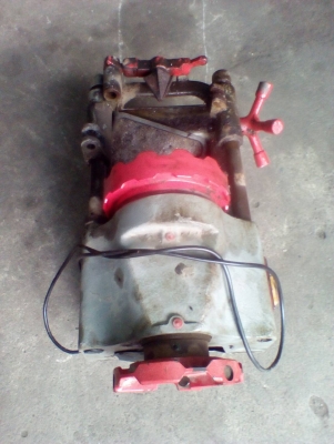 เครื่องต๊าปเกลียวท่อประปาของจีน