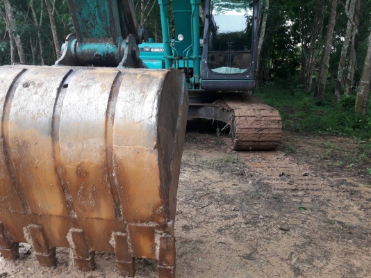 รถแบคโฮ KOBELCO SK200 - 8 , ( รถทำงาน 1x,xxx ชม. ) สนใจติดต่อ 081 - 6079515
