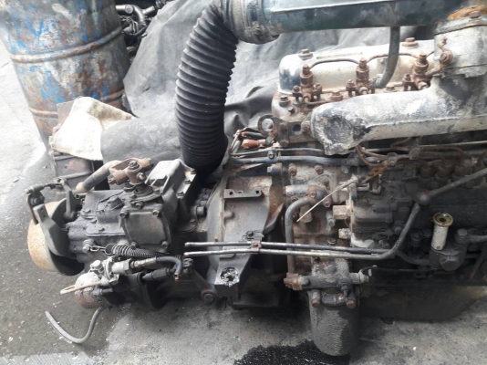 เครื่อง BD 6 ไม่มีเกียร์ ครัชใหญ่ 14 นิ้ว ราคา 55,000 บาท ถ้าเพิ่มเกียร์ 67,000 เครื่องเดิม กทม.