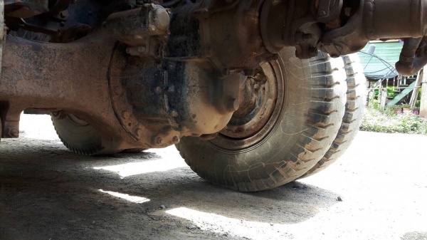 Hino FM 18 ดั้มพ์ 2 เพลา เครื่อง HO7D 195 แรง ทะเบียนพร้อม