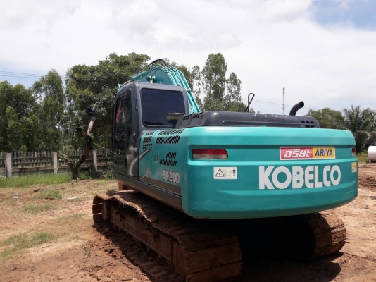 ขายด่วน!! Kobelco SK200-8 super X ไมล์ ชม. 11,000 สภาพสวยมากค่ะ