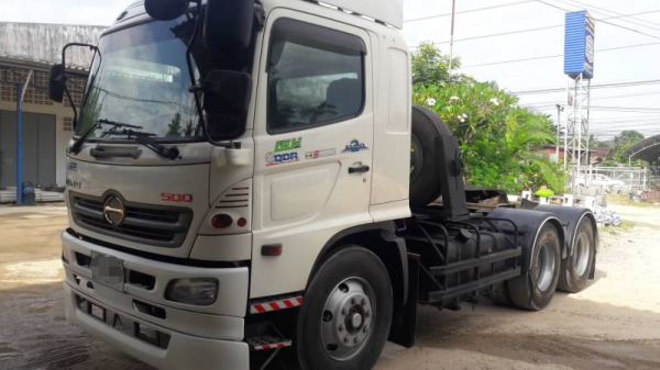 HINO 260