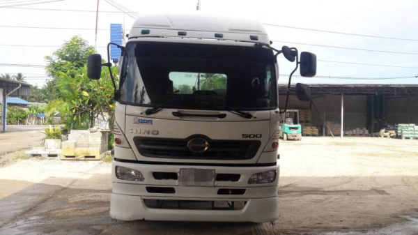 HINO 260 HINO 260