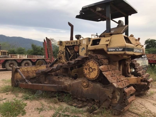ขาย 695,000 CATTERPILAR  D 5:H เครื่องดี เกียร์แรง โซ่หนา สภาพพร้อมใช้ เอกสารอินวอยท์  รถอยู่ จ.สระบุรี  090-772-3710 090-772-3708