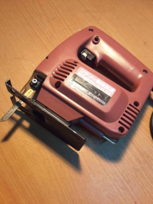 เลื่อยJigsaw ใช้ไฟ100จากตู้ญี่ปุ่น