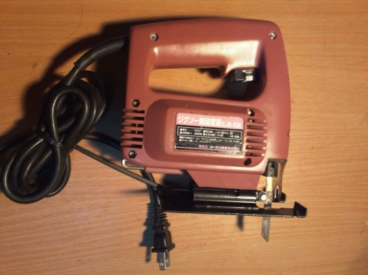 เลื่อยJigsaw ใช้ไฟ100จากตู้ญี่ปุ่น