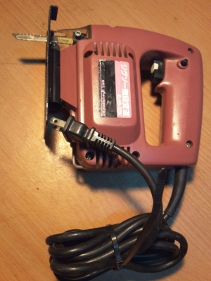 เลื่อยJigsaw ใช้ไฟ100จากตู้ญี่ปุ่น